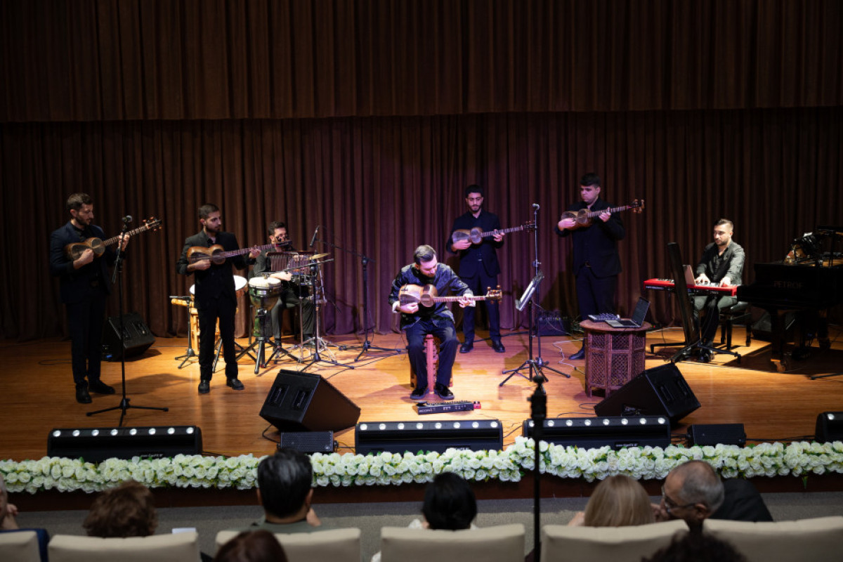 “MughaMix”  adlı təqdimat-konserti keçirildi