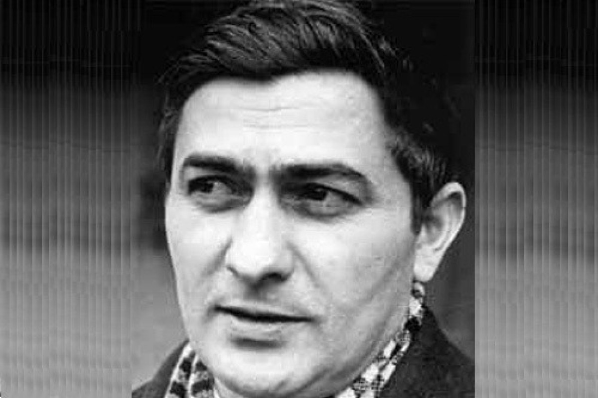 Sevgilimlə iki söz arasında... - Əli Kərim 