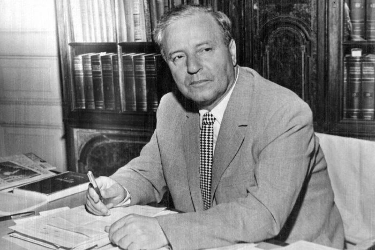 Tənqidimizin vicdanı Məmməd Arif  - Tələbəsi Kamal Talıbzadə onu necə  xarakterizə edirdi?  