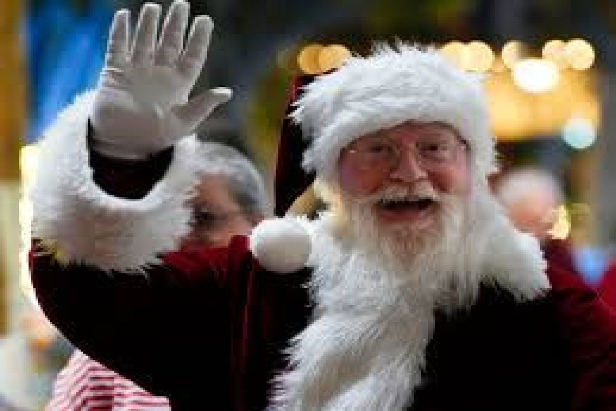 Bu ölkədə Şaxta Baba ilə şəkil çəkdirmək qadağan olundu 