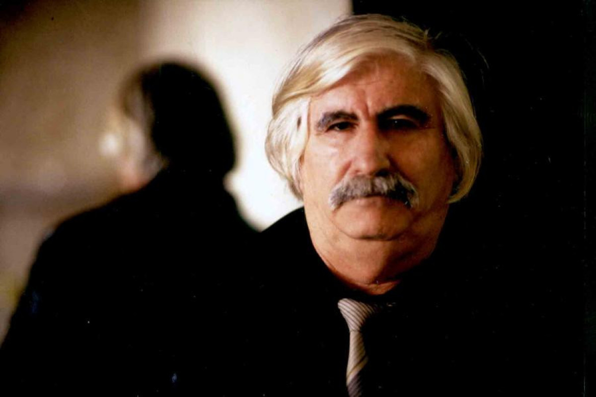 "Türkün arabaçısı budursa, gör, bunun şairi, müəllimi, alimi nə mərtəbə ucadır!" - Fikrət Sadıq 