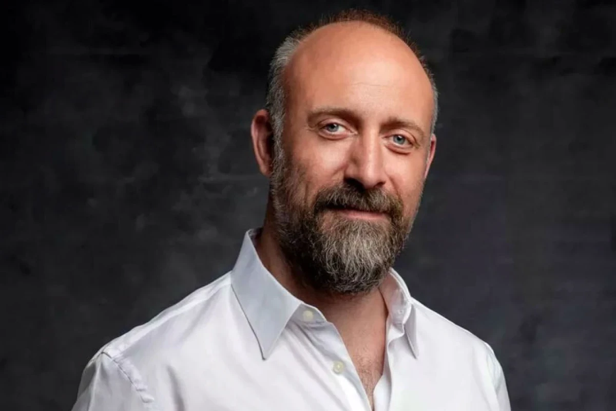 Halit Ergenç və xanımı prokurorluğa çağırıldı - Səbəb
 