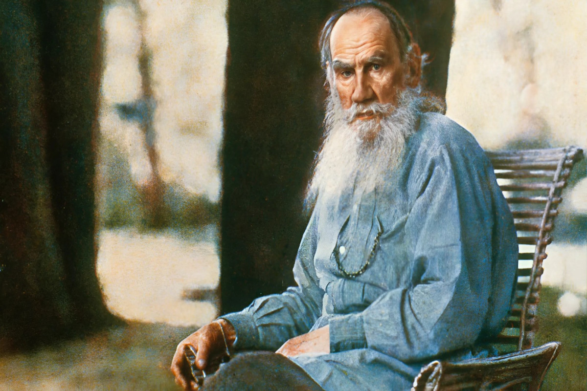 Tolstoyun ulu babası türk idi? - İDDİA 