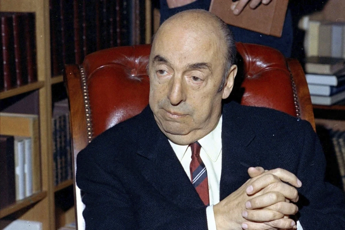 Fransız və çex şairlərinin adlarını özünə təxəllüs seçən Nobel mükafatçısı kim idi?