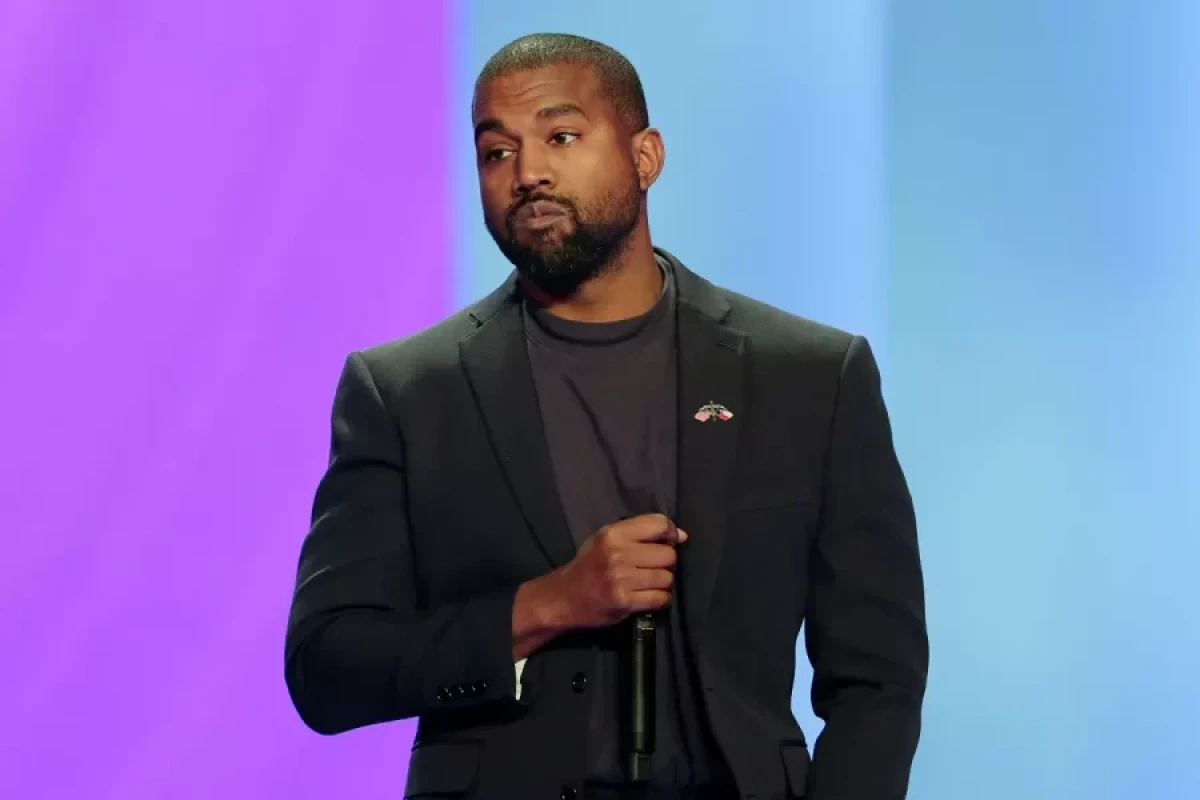Kanye Vestin Şanxaydakı konserti narazılıqla qarşılandı   