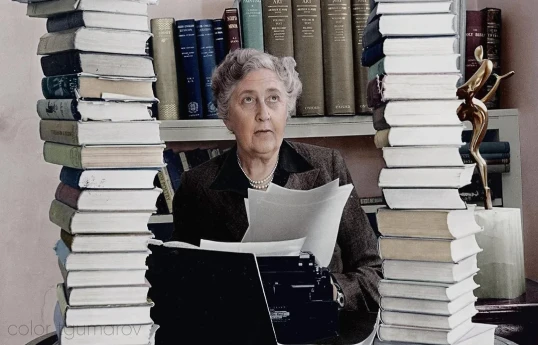 Aqata Kristi  haqqında...