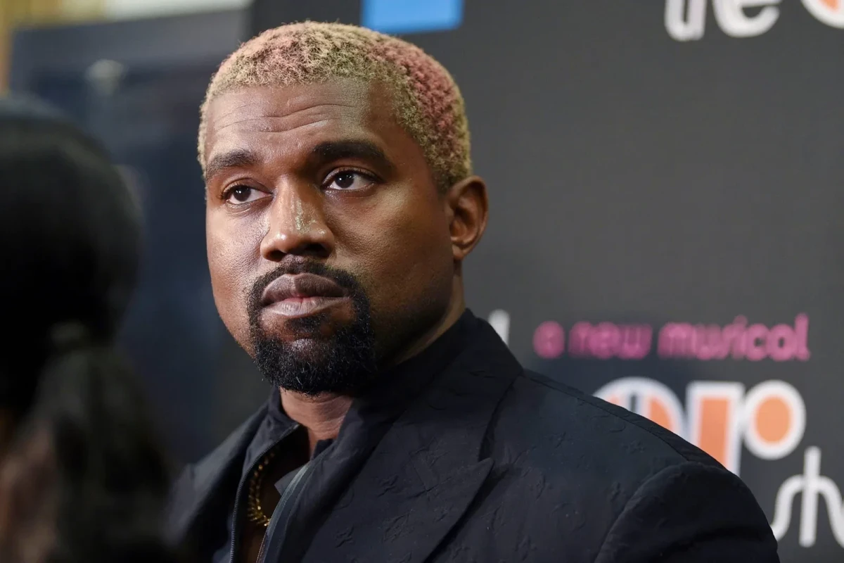 Kanye Uest  ikinci dəfə adını dəyişdirdi
