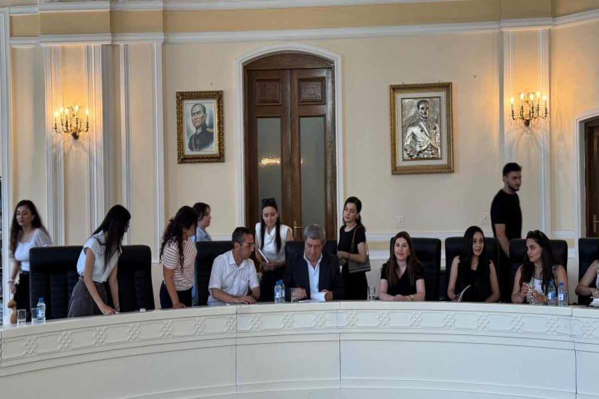Nizami Cəfərov “Ulduz”lu görüşlər”də  