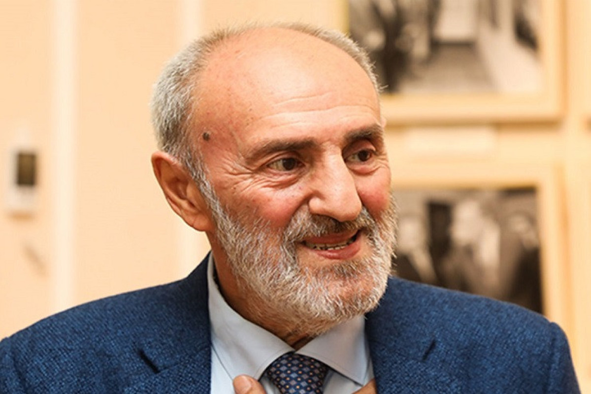 Akif İslamzadə kimdir?