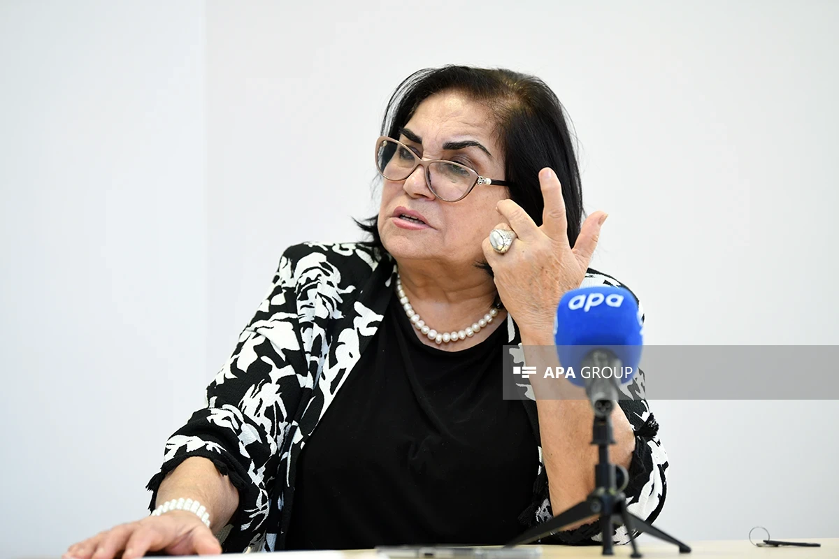 Xalq artisti: "Bu dəqiqə abır-həya heç bir rol oynamır" - MÜSAHİBƏ