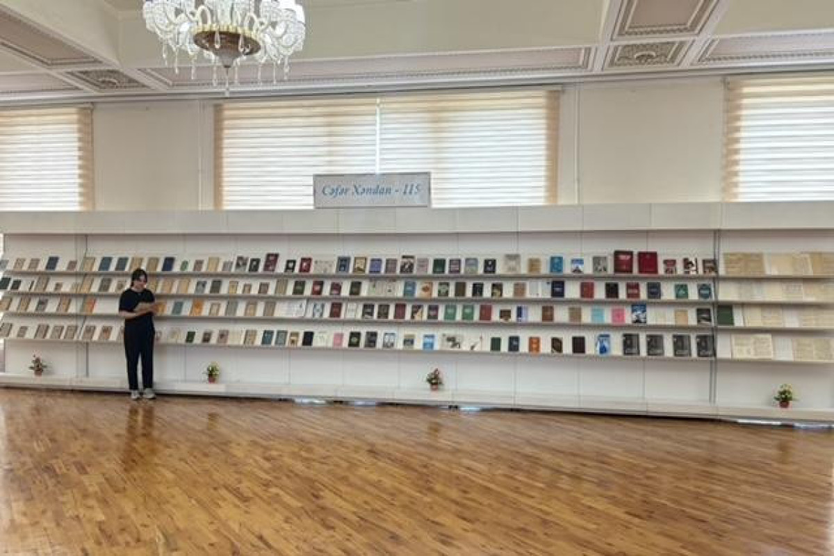 “Cəfər Xəndan-115” adlı kitab sərgisi açılıb