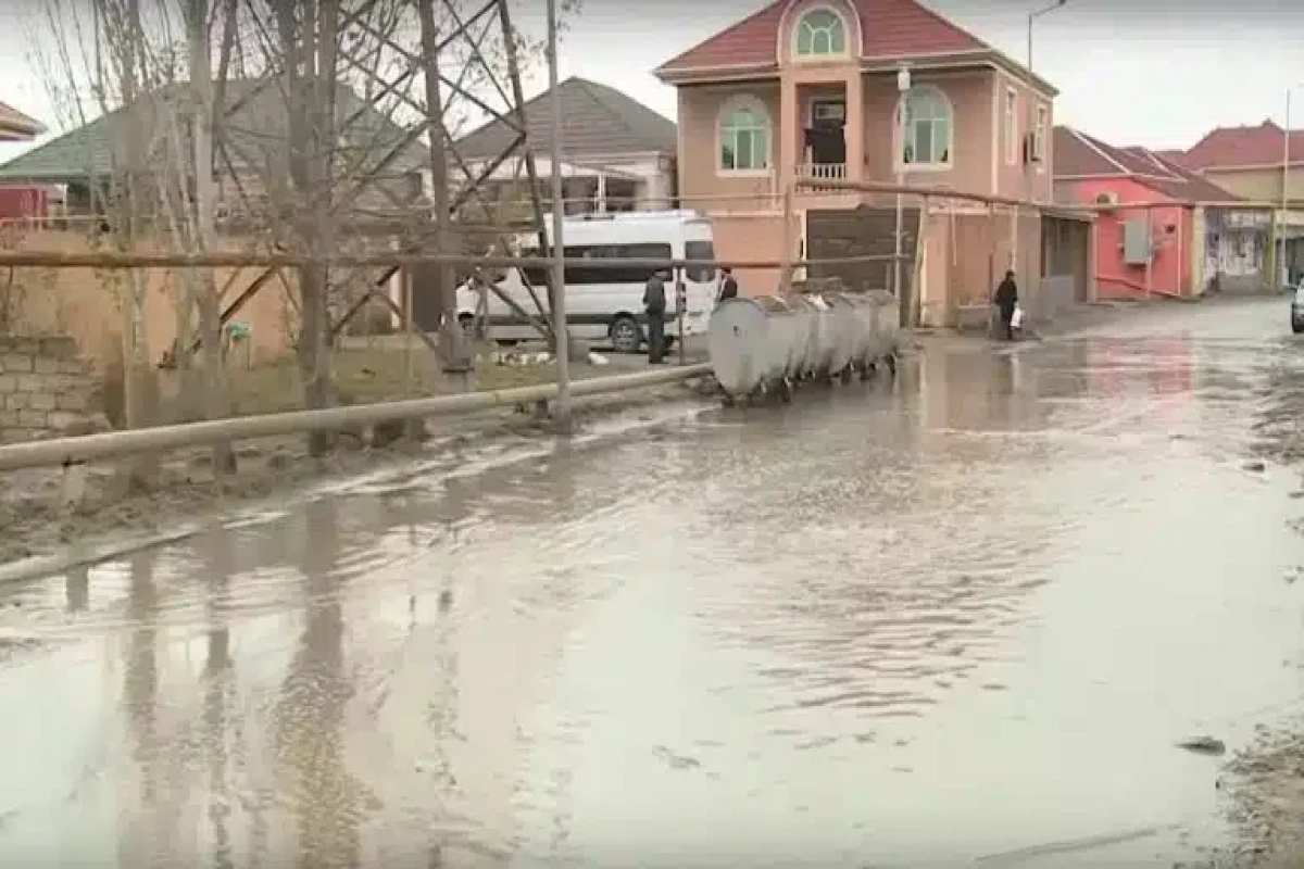 Bakıda palçıq can alır – Təcili yardım bu küçələrə girə bilmir! 