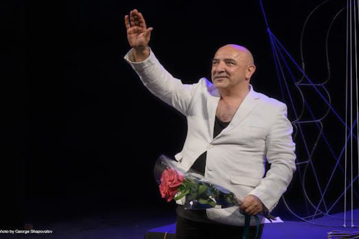 “Kontrabas”  festivaldan mükafatlarla qayıtdı