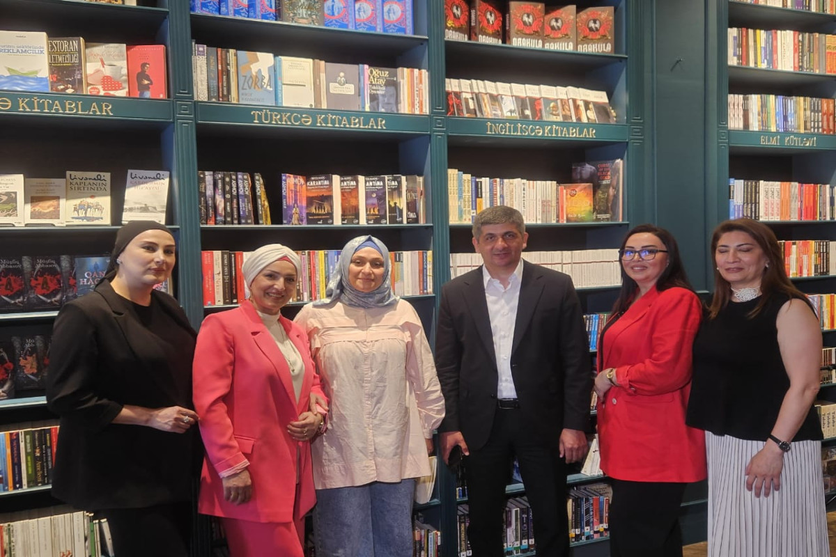 Müşfiq Abbasovla görüş keçirilib 