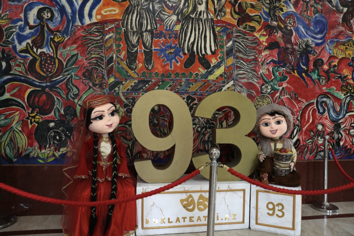 "Meksika kuklaları"  Bakıda