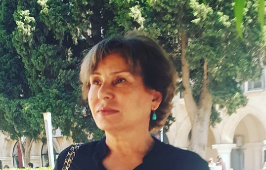 Qanadı qırılmış şam ağacları - Şahnaz Şahin 