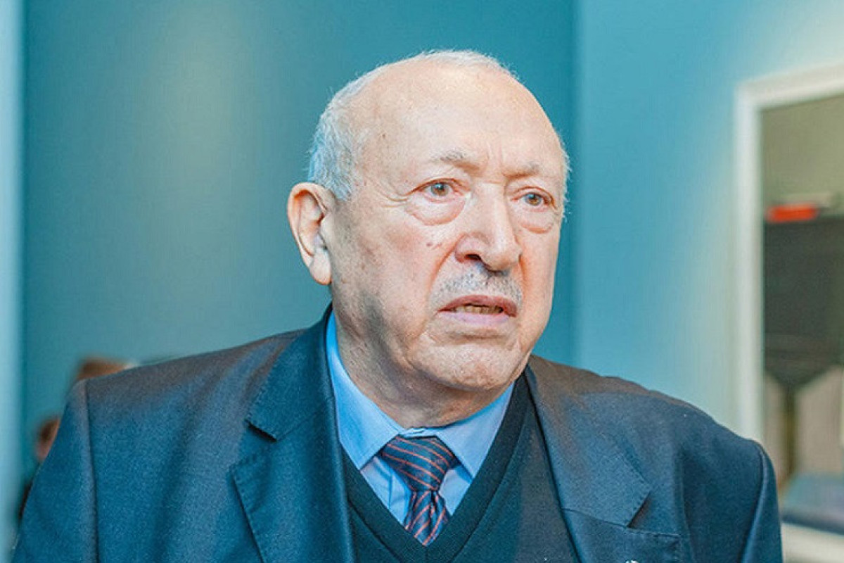 Səttar Bəhlulzadənin evini bağışladığı Xalq rəssamı