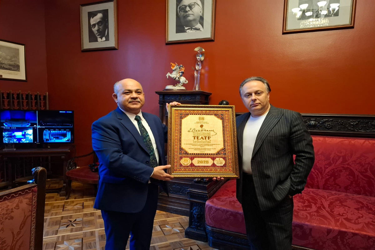 Azərbaycan nümayəndə heyəti Beynəlxalq Teatr Festivalında 