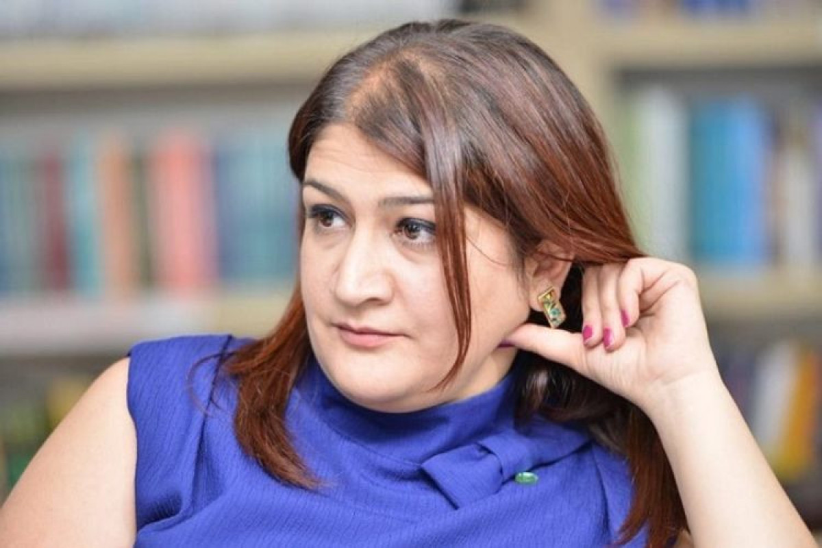 Mən o kişini sevirəm - Günün şeiri 