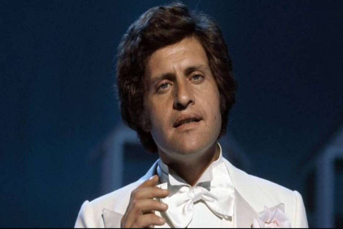 Sevgi öləndə belə bir-birimizi sevəcəyik - Günün mahnısı 