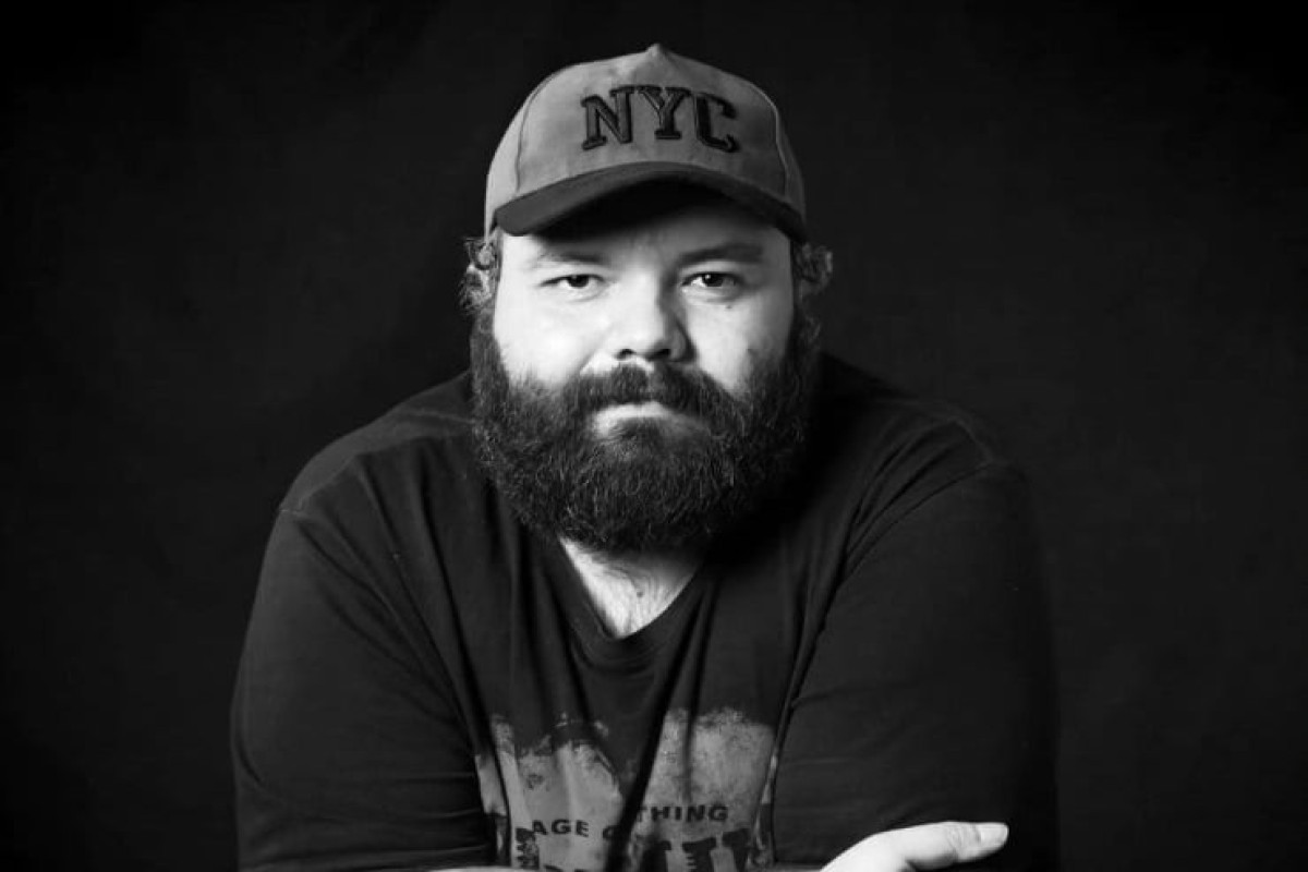 Azərbaycanda baş redaktor vəfat edib 