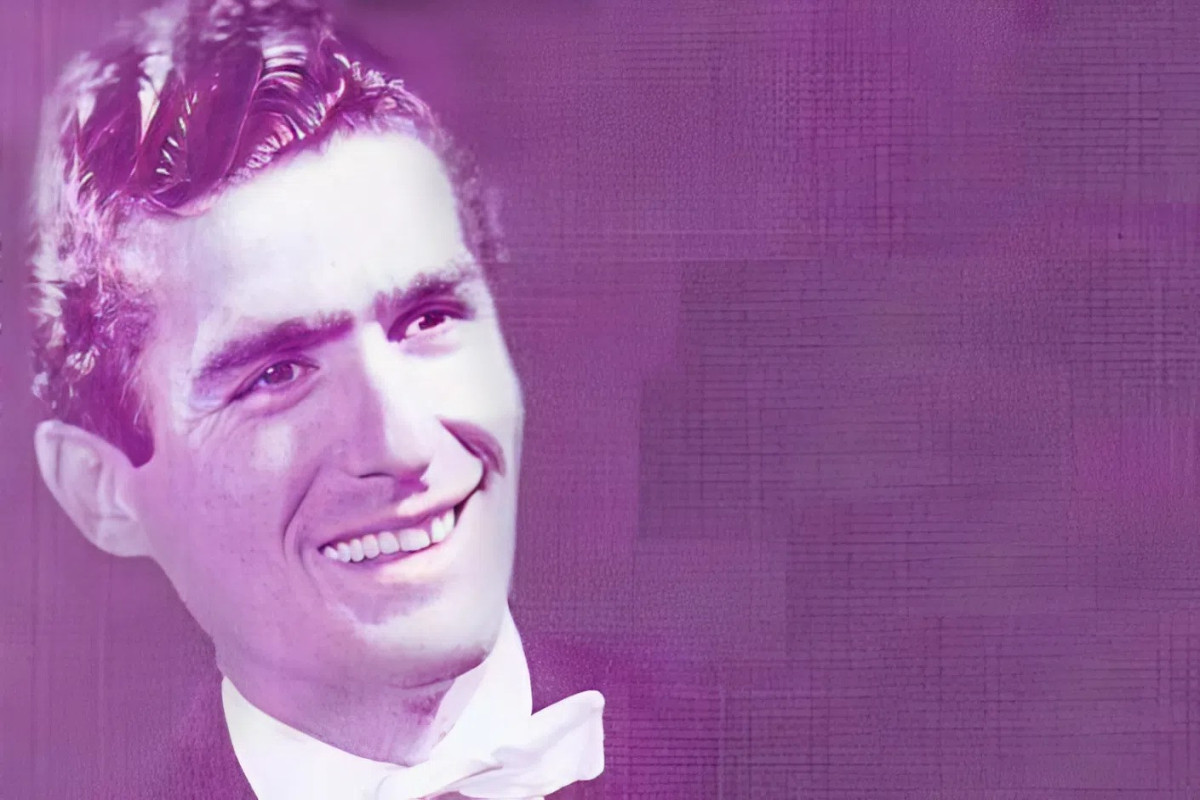 Babası sürgün olunan, teatrda qarovulçu işləyən Xalq artisti 