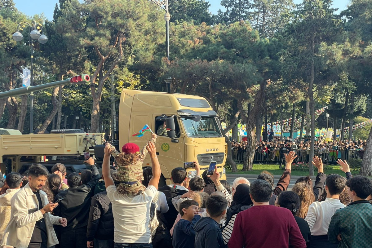 "Göz yaşlarını onun gəlişinə saxlamışdı..." - Bayramların ən gözəli: ZƏFƏR 