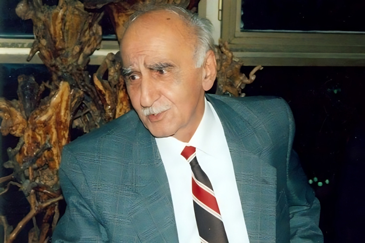 Rasim Ocaqov Moskvanın qəbul etmədiyi hansı filmi yenidən çəkmişdi?  