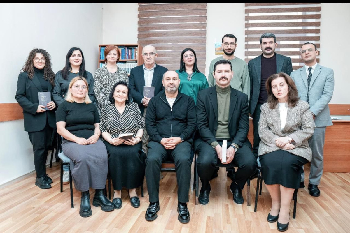 Ürəyi partlayıb ölən alim, qızlara lətifə danışan qoca mühafizəçi - Elmlər Akademiyasından reportaj 