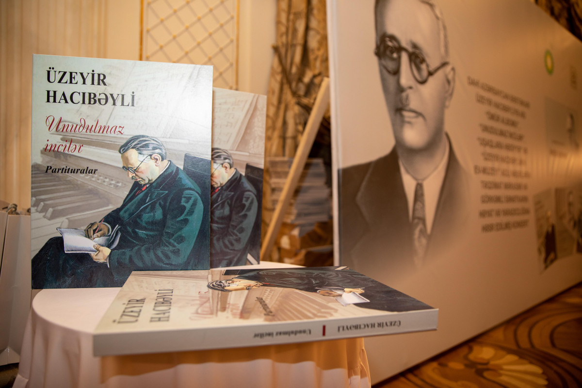 Üzeyir Hacıbəylinin xatirəsinə həsr olunmuş yeni nəşrlər təqdim edilib