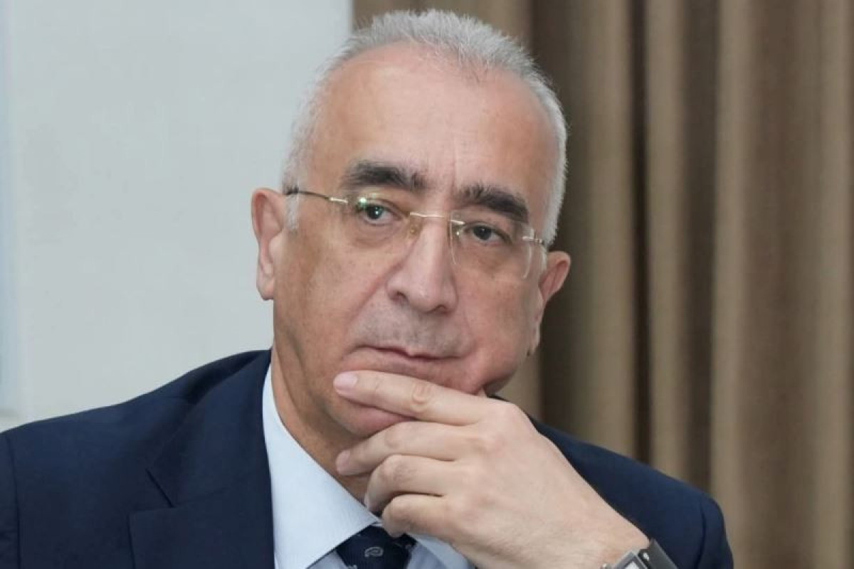 Tanınmış yazıçının oğlu vəfat etdi 