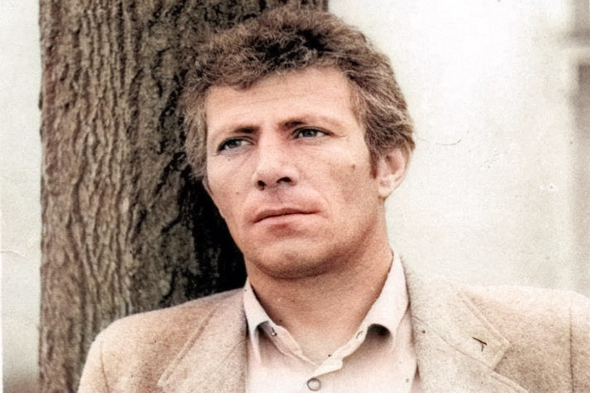 "Mən Adəmin babasıyam..." - “Səksənincilər" layihəsindən Şaiq Vəlinin şeirləri