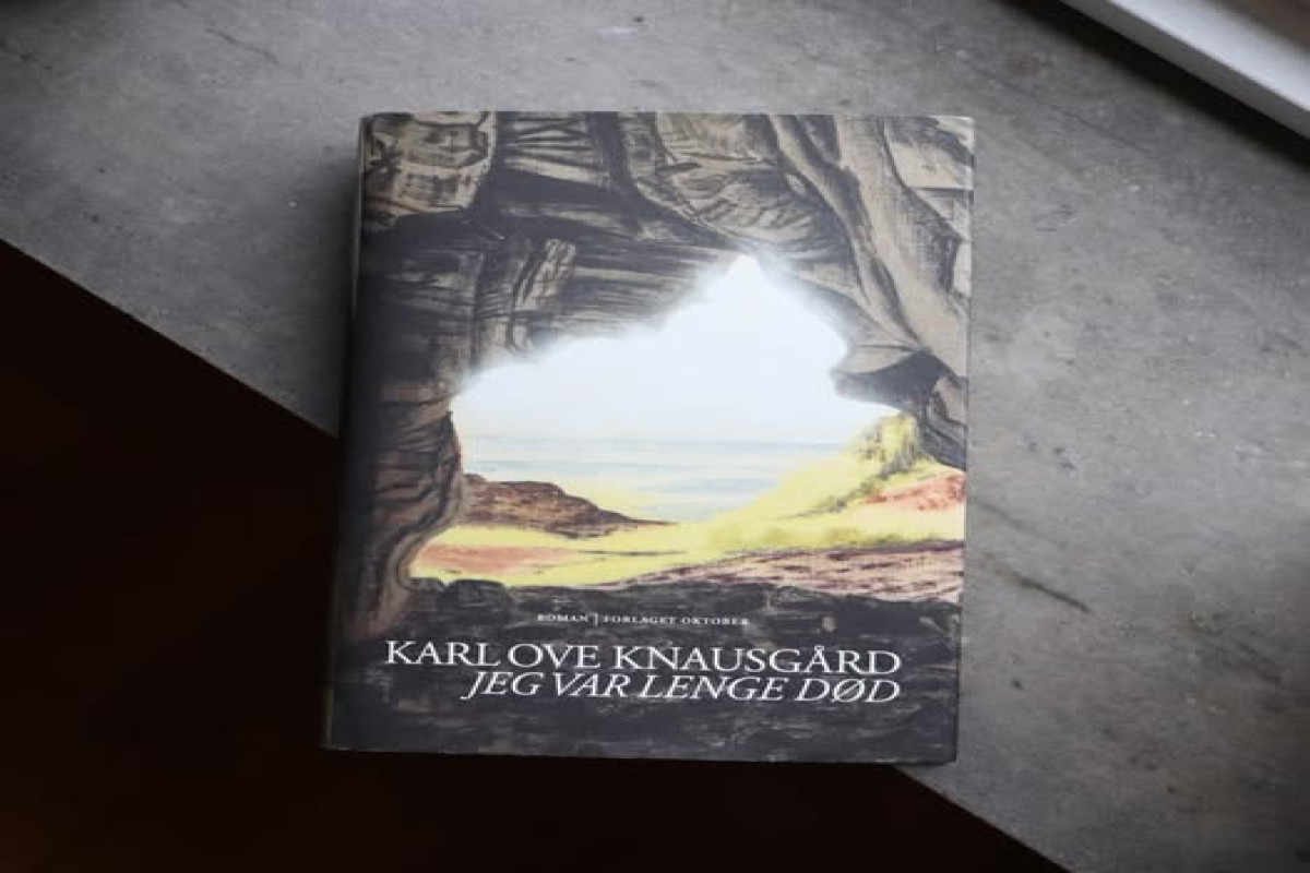 Karl Ove Knausqorun yeni romanı çap olunub 