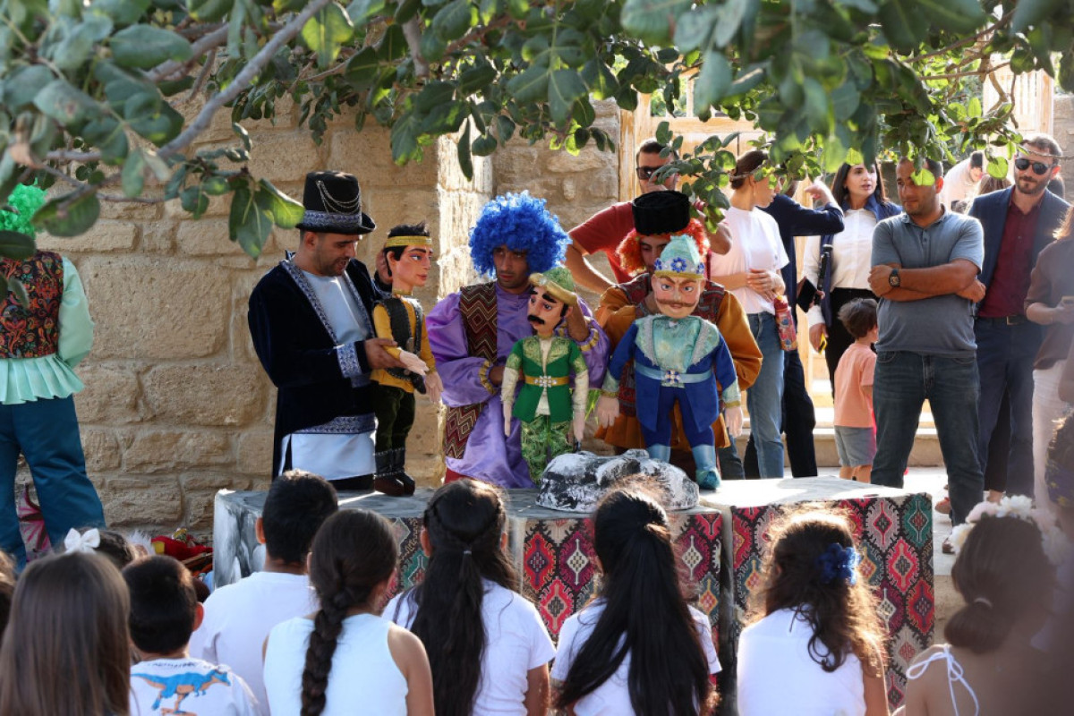 Qalada əncir festivalı keçirilib 