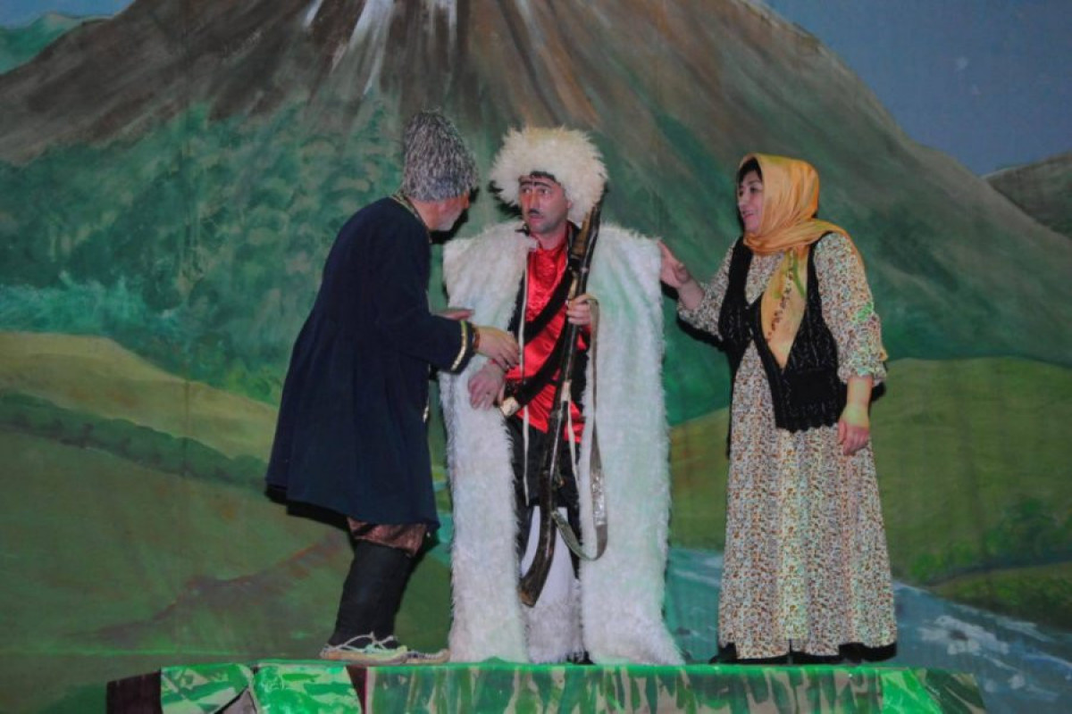 Qusar teatrı mövsümü bu tamaşa ilə açacaq 