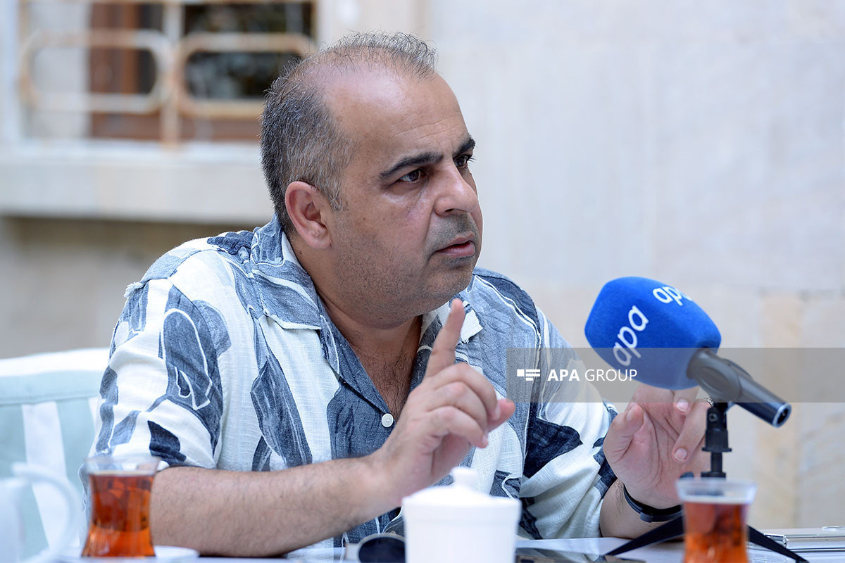 Nicat Kazımov:  "Teatrda heç kimlə ikili oyun oynamıram" - Müsahibə 