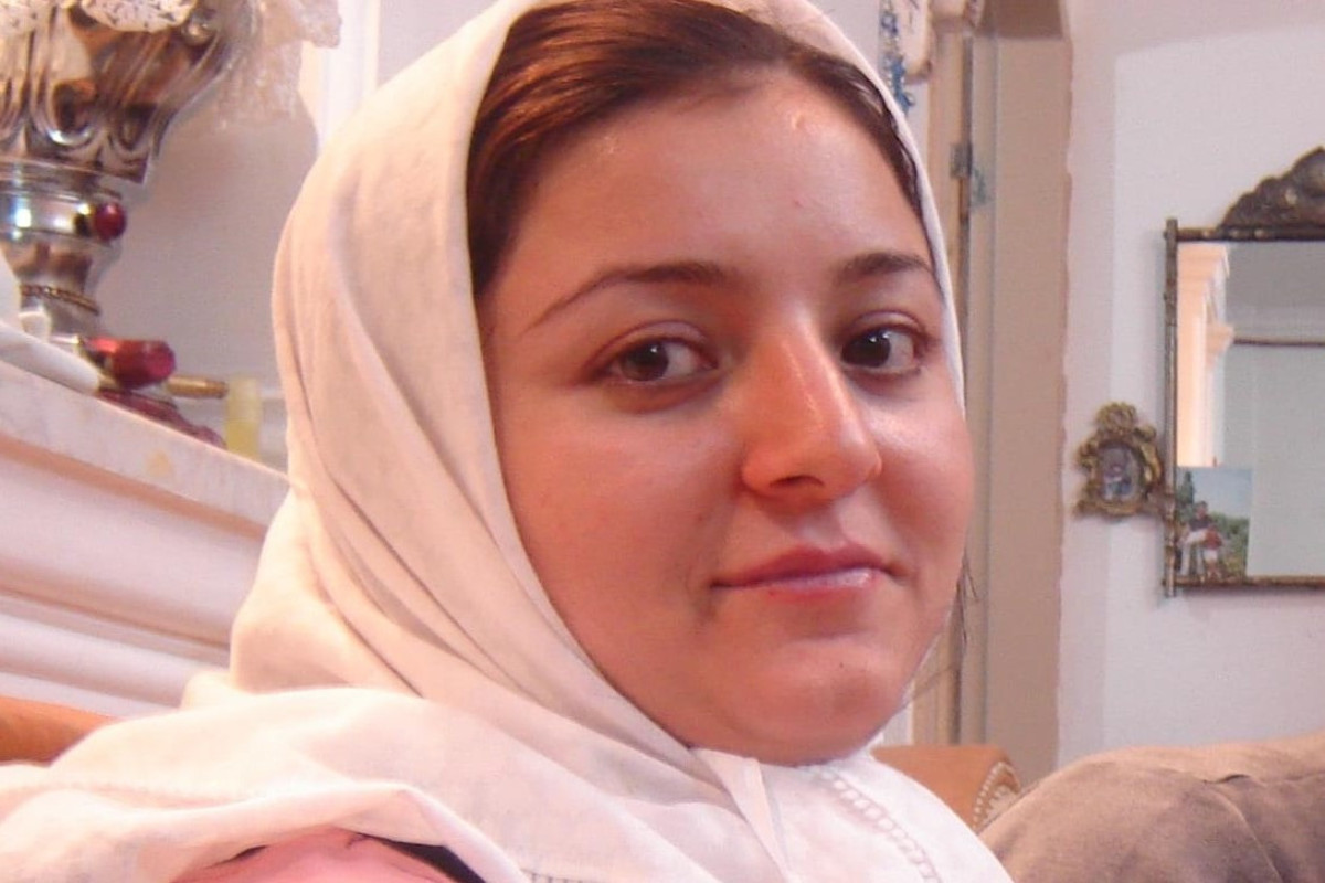 Sübh kimi işıq saçan at idim... - Elham Eslaminin şeirləri 