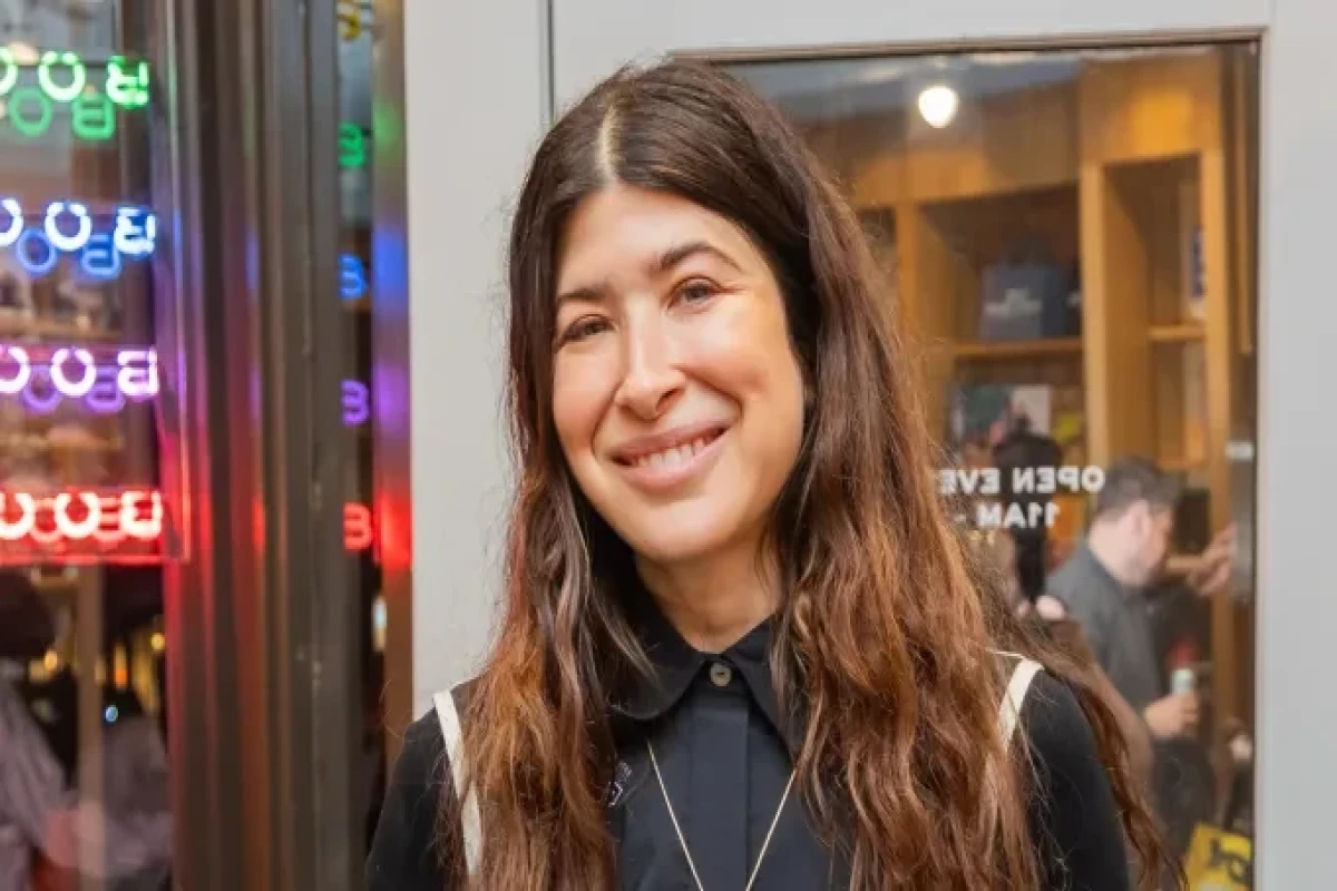 Pamela Lovun yeni kitabı təqdim edildi 