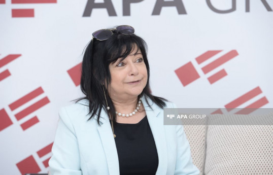 Əməkdar jurnalist Asya Hacızadə, yazıçı Əlibala Hacızadənin qızı