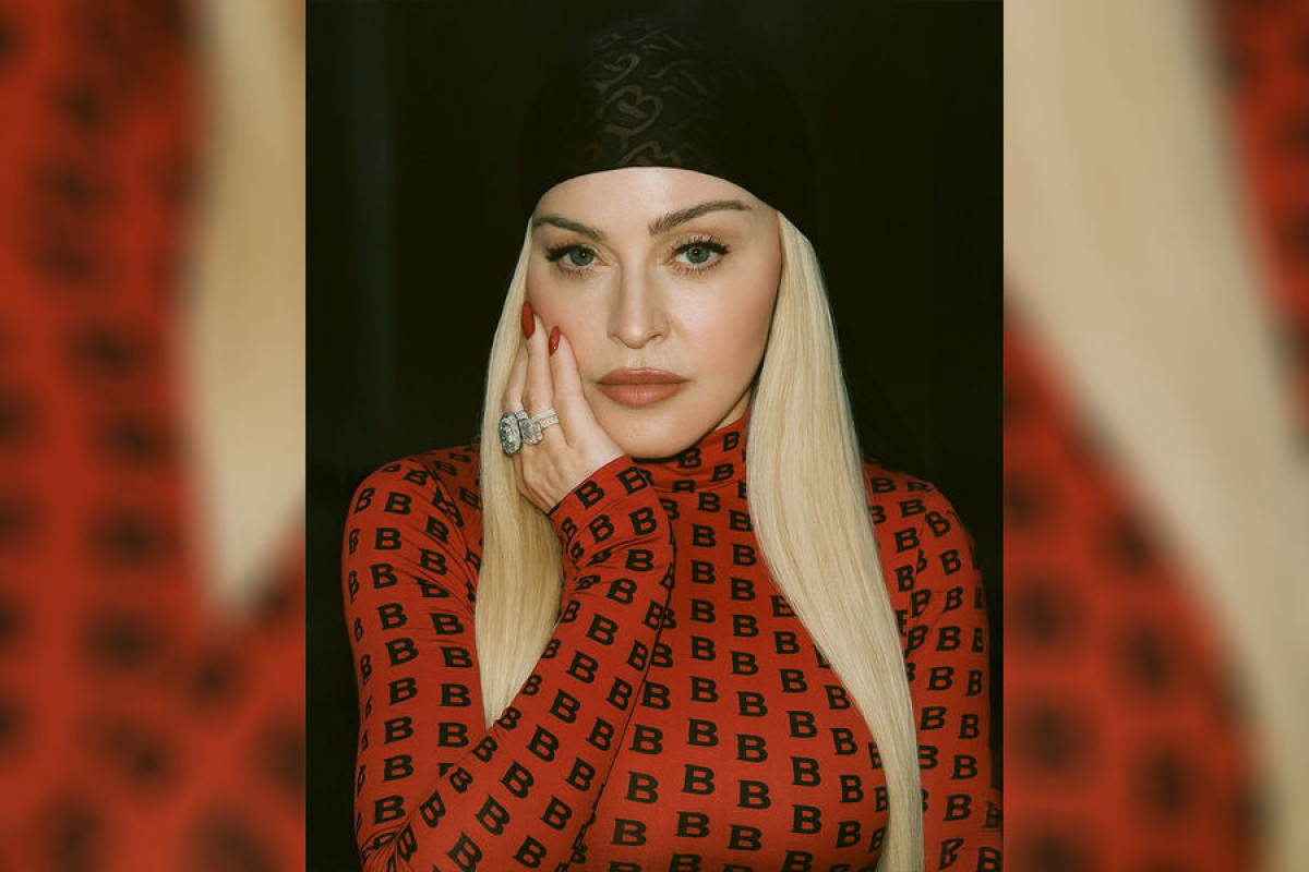 "Qrim otağının döşəməsinə uzanıb ağlayırdım..." - Madonnadan etiraf  