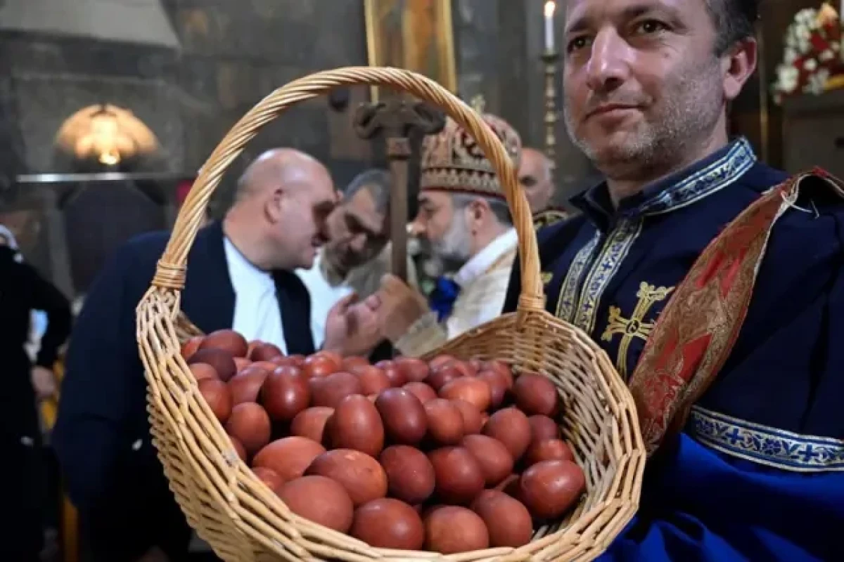 "İsa dirildi..." - Pasxa bayramı niyə fərqli tarixlərdə qeyd olunur? 