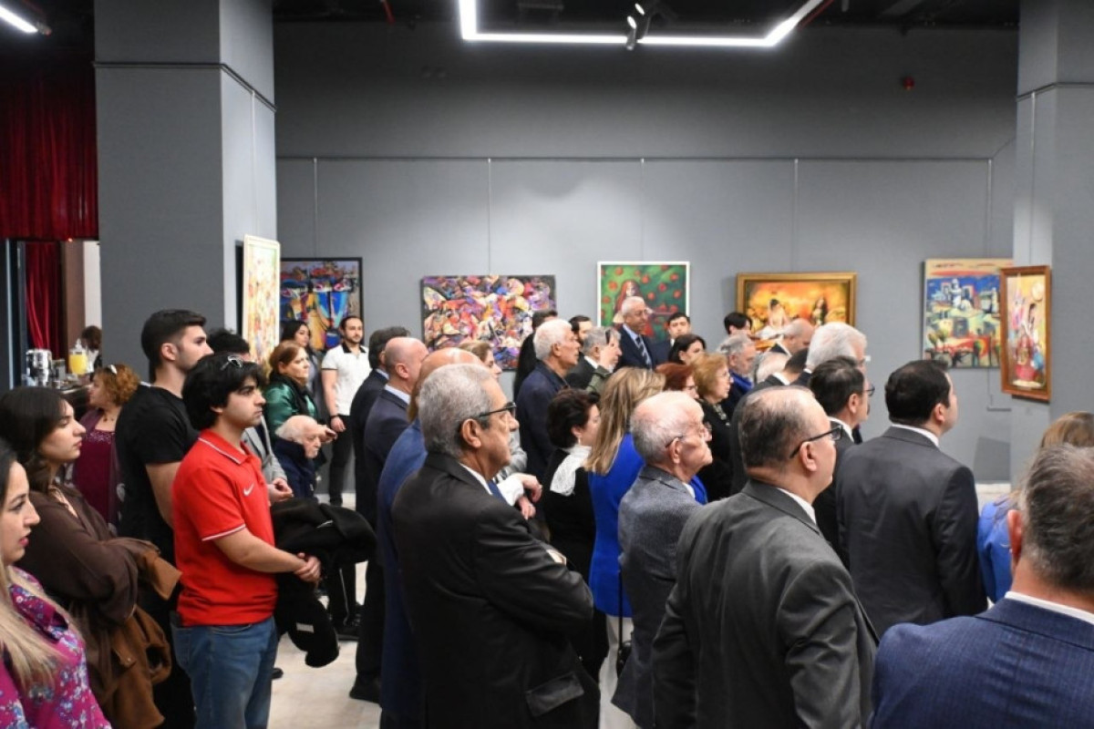 Ankarada azərbaycanlı rəssamların sərgisi açıldı 