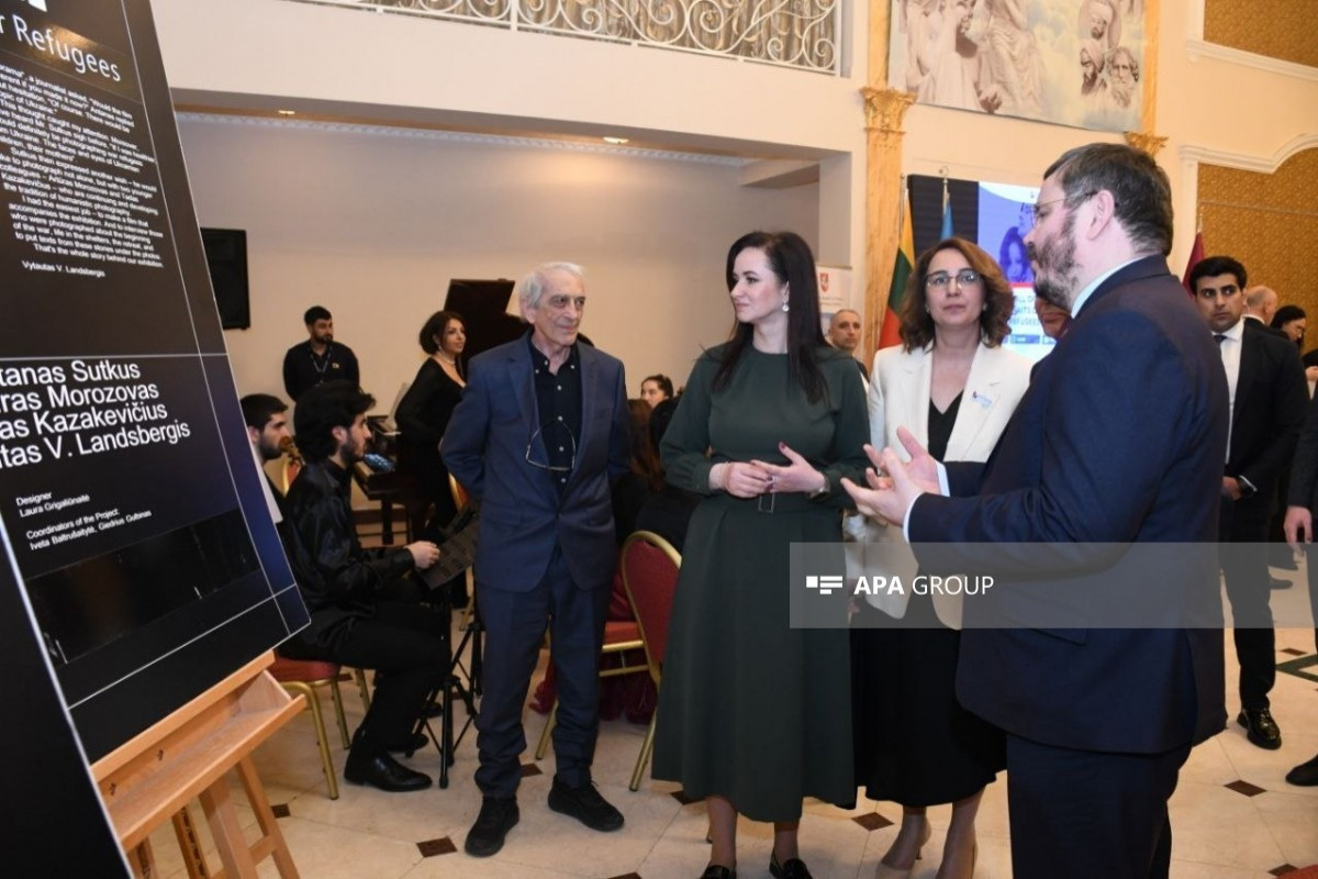 “Onların hamısı deyil. Müharibə qaçqınlarının portretləri” nümayiş etdirilir 