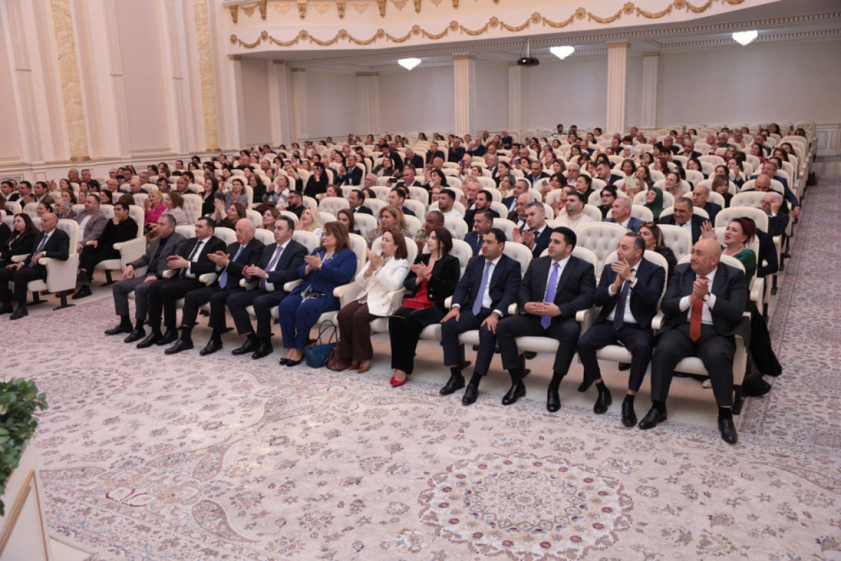 Sumqayıt Muğam və Yaradıcılıq Mərkəzində zəngin musiqi irsimiz nümayiş olundu 