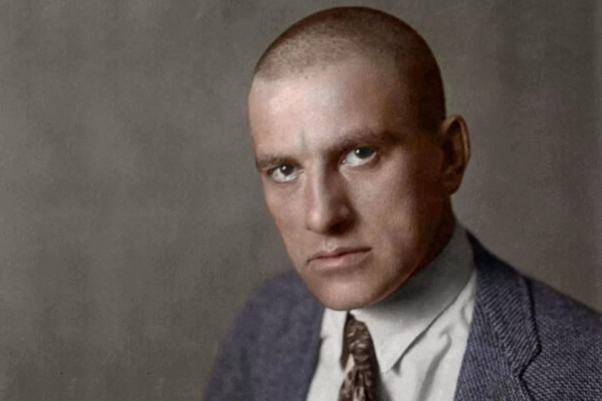 Poeziya, sevgi və intihar arasında Mayakovski... - Maksim Qorki onun haqqında nə yazmışdı?  