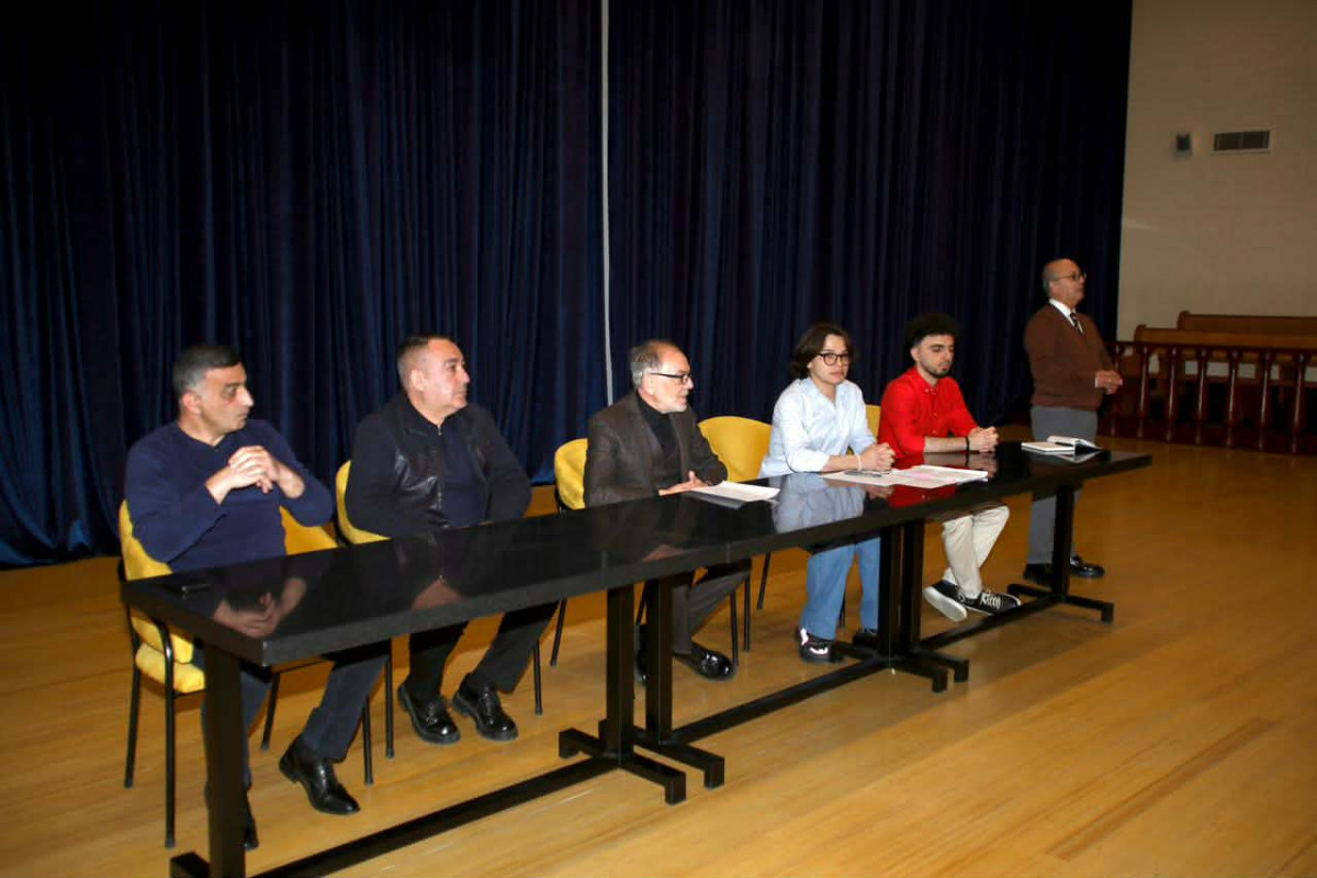 “Gülüstan”  tamaşasının məşqlərinə başlanıldı