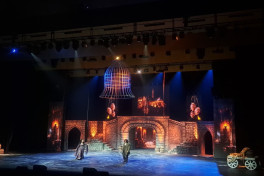 ƏSA Teatrının hazırladığı “Paris Notr-Dam”  tamaşası nümayiş edildi