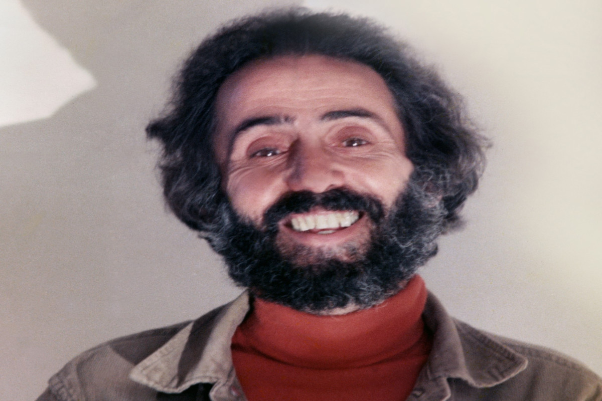 "Mən kitab gördüm, bütün sözləri büllurdan..."  - Günün şeiri  