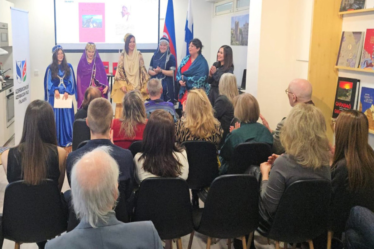 Bəxtiyar Vahabzadənin şeirləri Helsinkidə səsləndirildi 