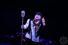 "Zəncirlənmiş Prometey"  Milli Dram Teatrının səhnəsində